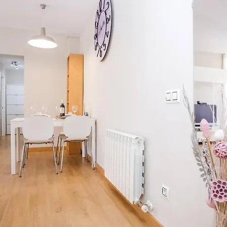 Al46 - Moderno Playa Fenals Apartment Lloret de Mar