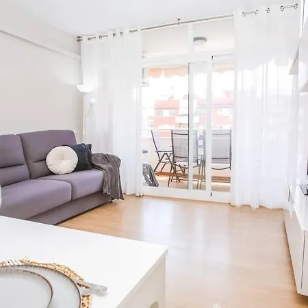 Al46 - Moderno Playa Fenals Apartment Lloret de Mar