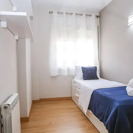 Al46 - Moderno Playa Fenals Apartment Lloret de Mar